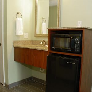 Deluxe King Queen Room Beach View First Floor